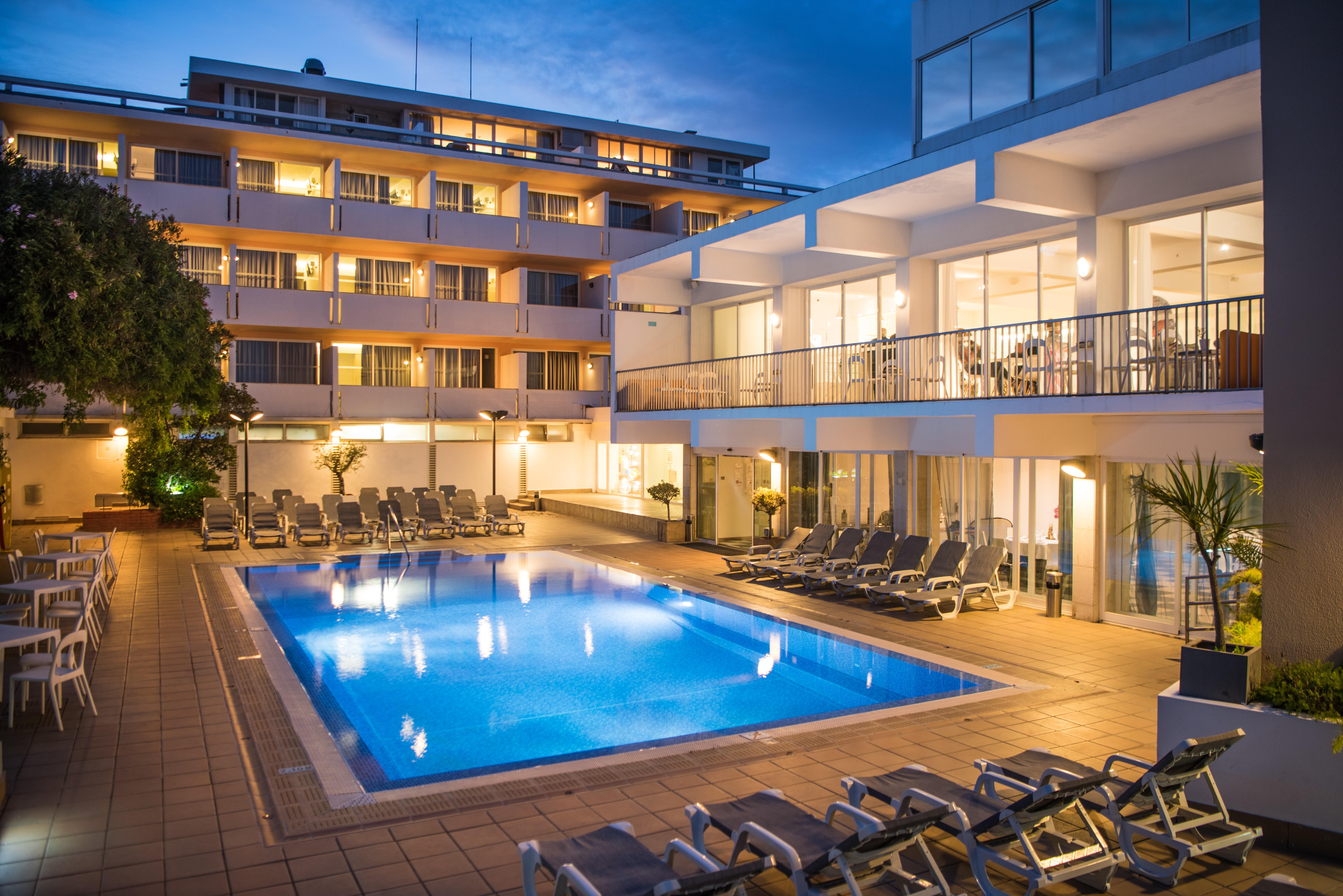 Hotel Londres Estoril / Cascais Exterior photo